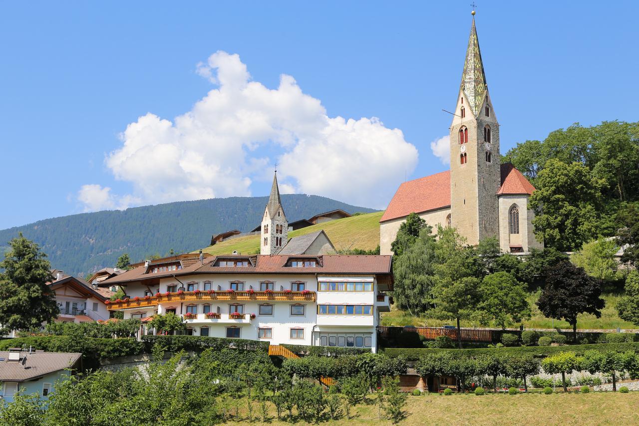 Hotel & Residence Egger Вилландро Экстерьер фото